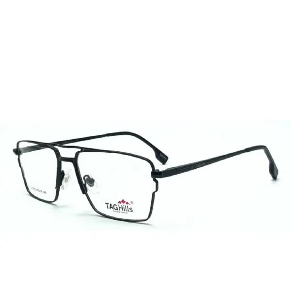 Exclusive L11082